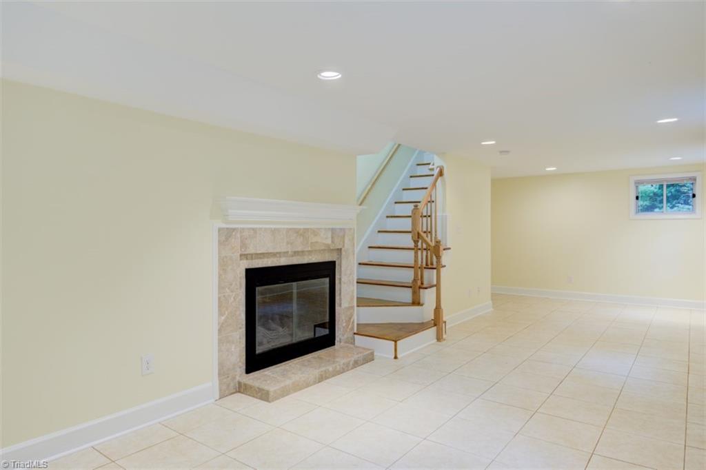 818 Chester Road Winston-Salem, NC 27104 - Photo 23 of 38 Gallery Image 23