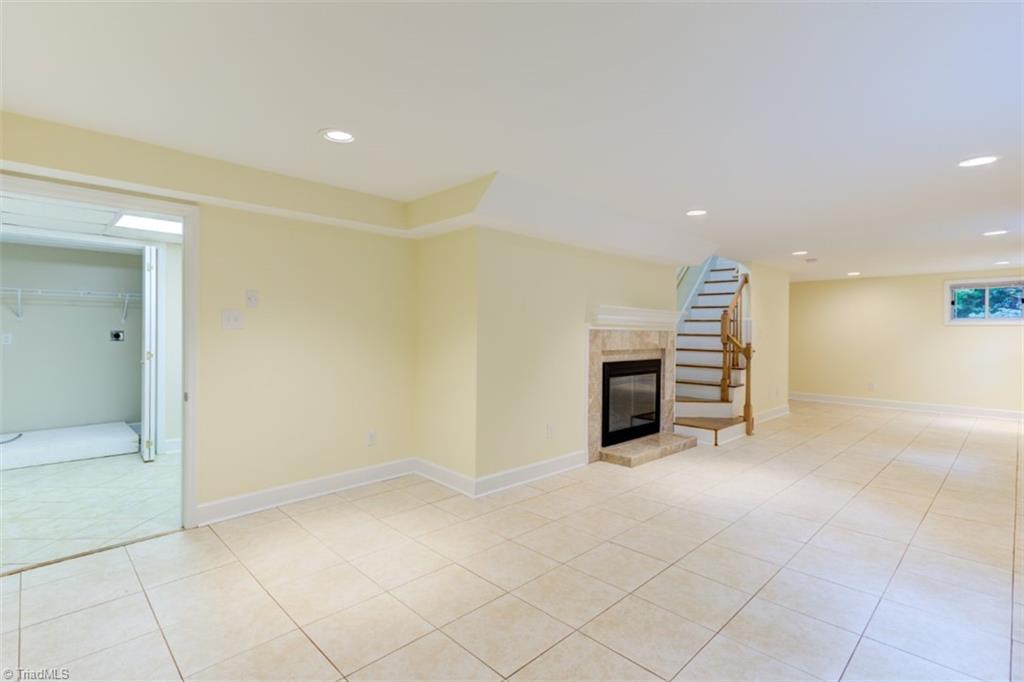 818 Chester Road Winston-Salem, NC 27104 - Photo 24 of 38 Gallery Image 24
