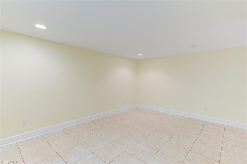 818 Chester Road Winston-Salem, NC 27104 - Photo 29 of 38 Gallery Image 29