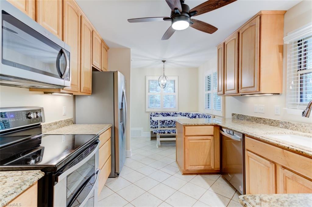 818 Chester Road Winston-Salem, NC 27104 - Photo 8 of 38 Gallery Image 8