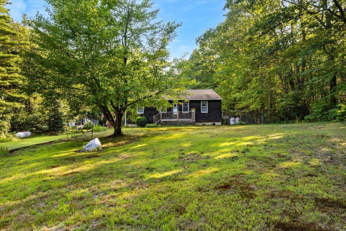 345 North Road Deerfield, NH 03037 - Photo 2 of 36
