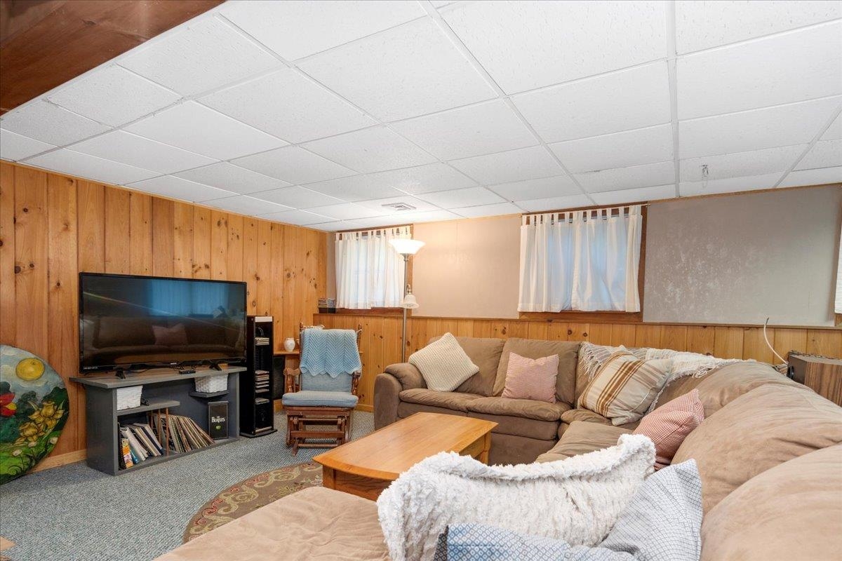 345 North Road Deerfield, NH 03037 - Photo 28 of 36