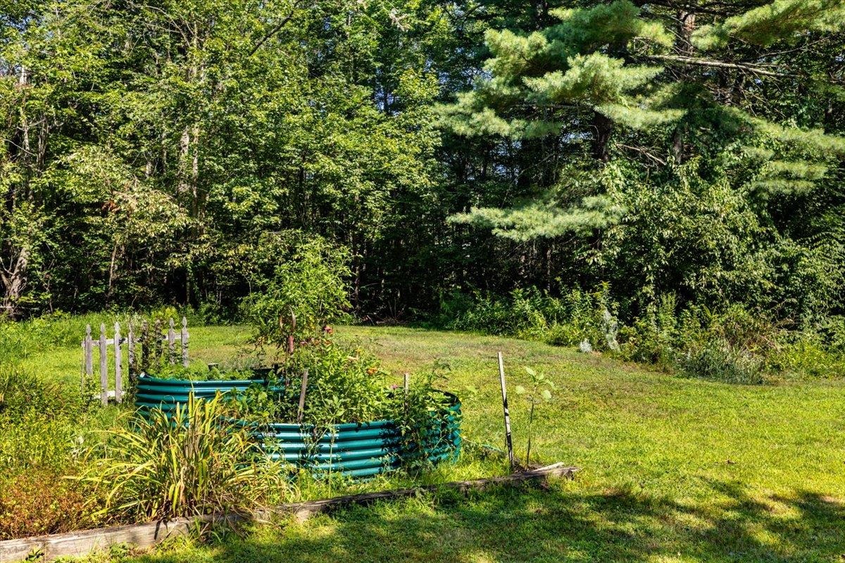 345 North Road Deerfield, NH 03037 - Photo 10 of 36
