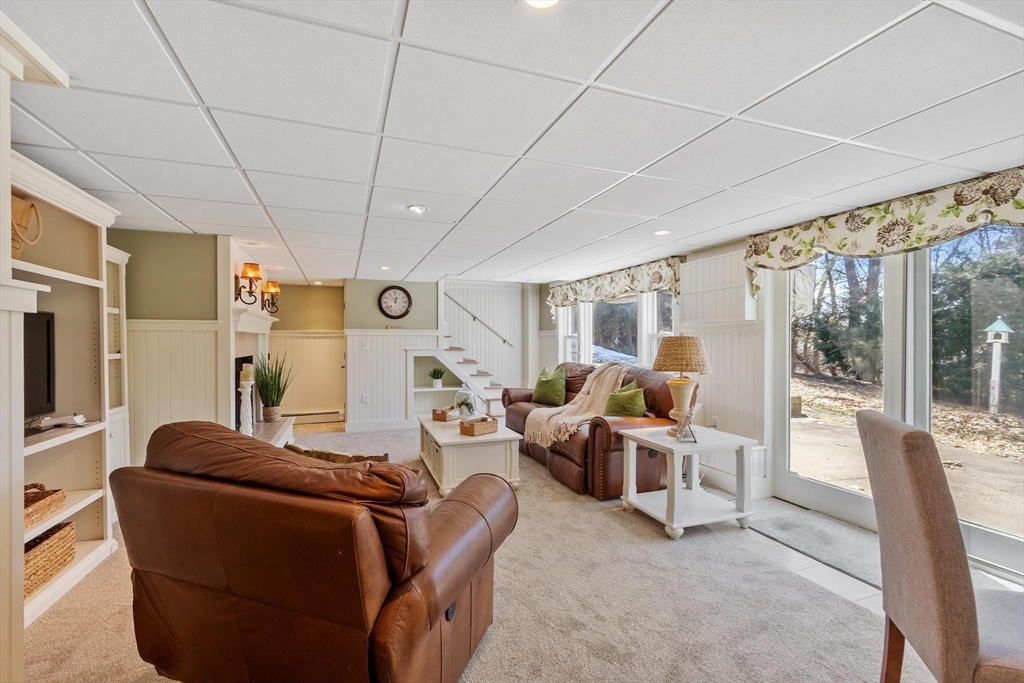 18 Howe Avenue Shrewsbury, MA 01545 - Photo 20 of 42 a living room with furniture