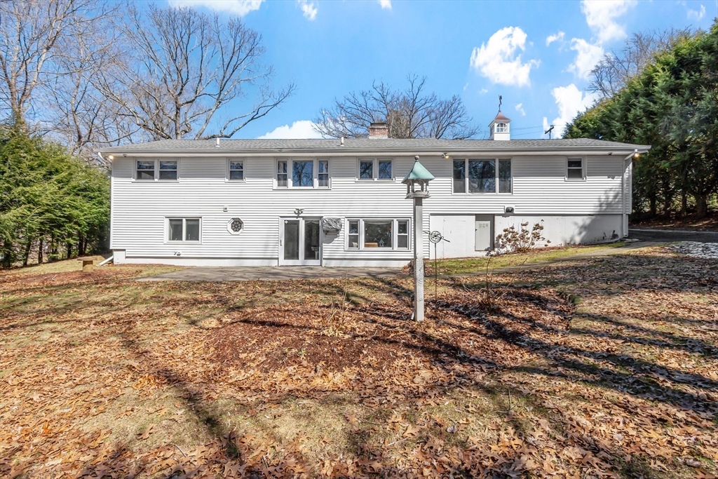 18 Howe Avenue Shrewsbury, MA 01545 - Photo 39 of 42