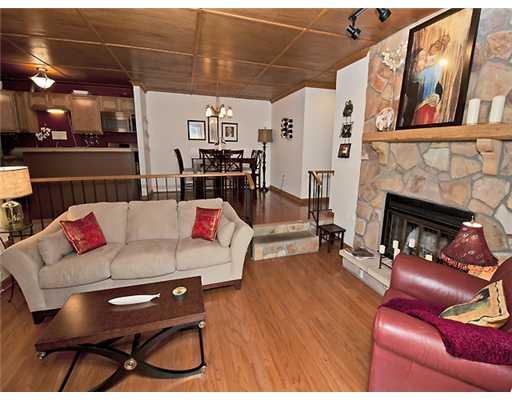 1909 Kenzie Road Pittsburgh, PA 15205 - Photo 2 of 17 Living Room.