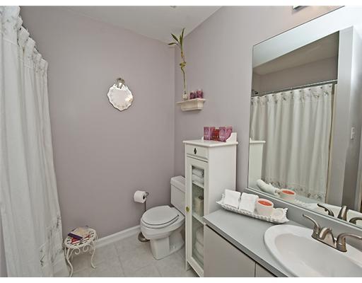 1909 Kenzie Road Pittsburgh, PA 15205 - Photo 12 of 17 Full Bath.