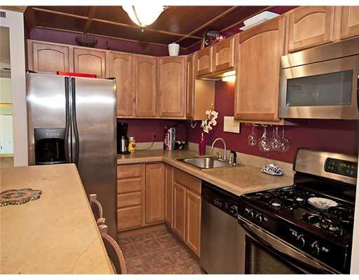 1909 Kenzie Road Pittsburgh, PA 15205 - Photo 5 of 17 Kitchen.