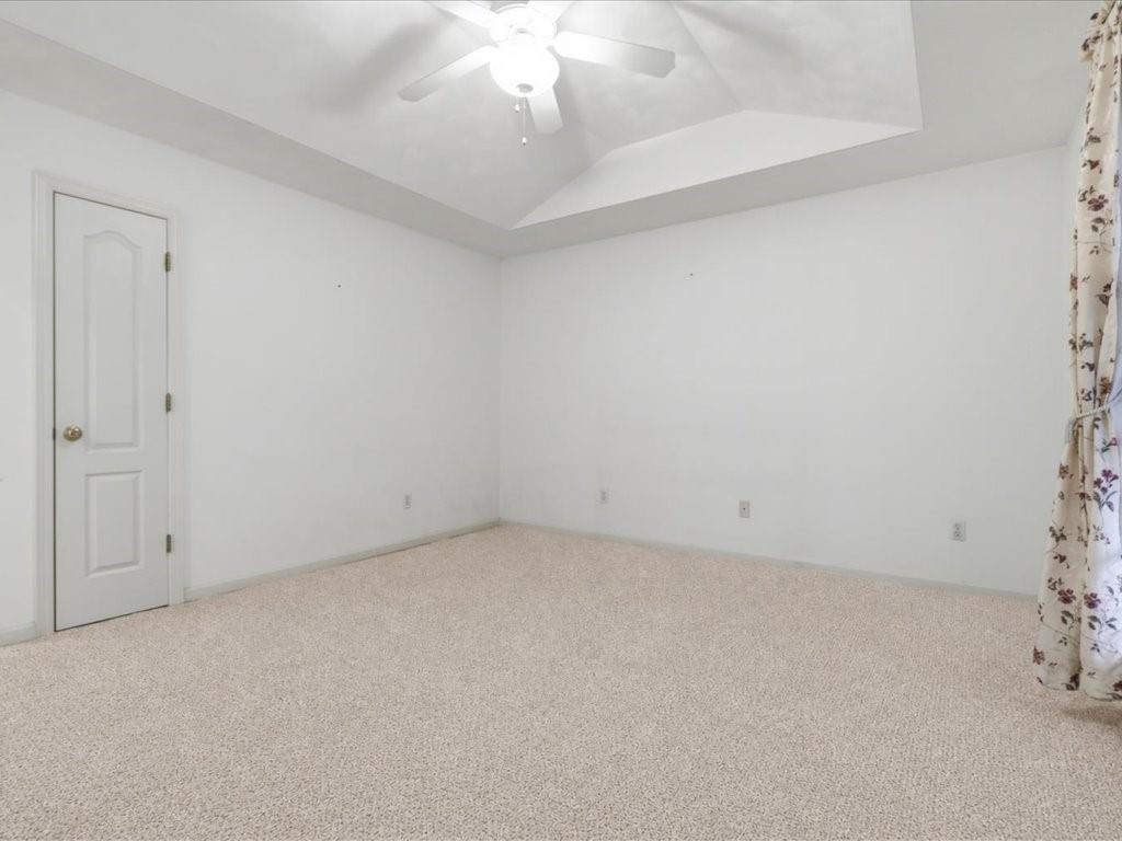 2003 Ridge Road McKeesport, PA 15135 - Photo 21 of 50 Primary Bedroom