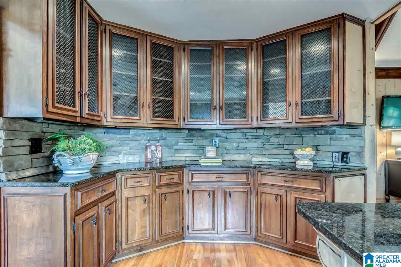 3044 Warrington Road Birmingham, AL 35223 - Photo 17 of 35