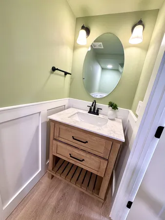 $500,000 | 218 North Eastwood Avenue, Mount Prospect, IL 60056