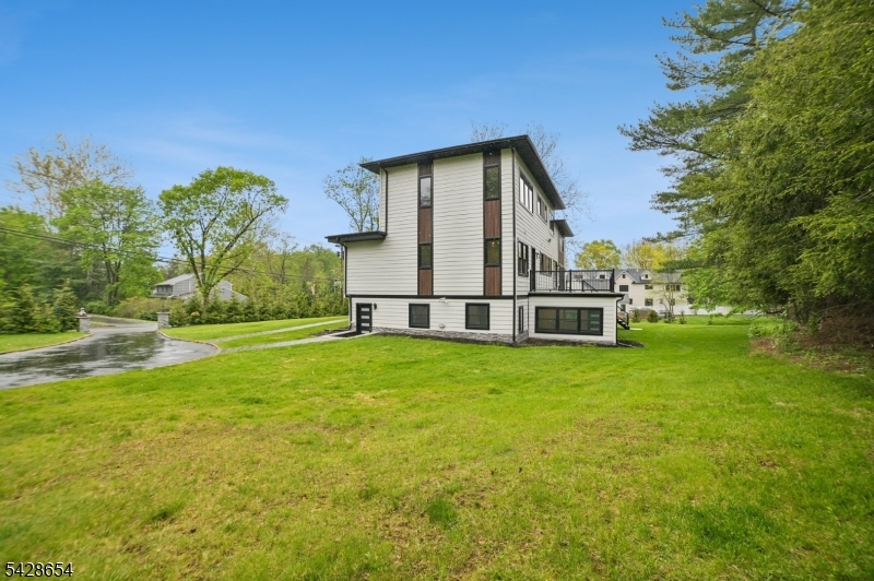 148 Great Hills Road Short Hills, NJ 07078 - Photo 45 of 48