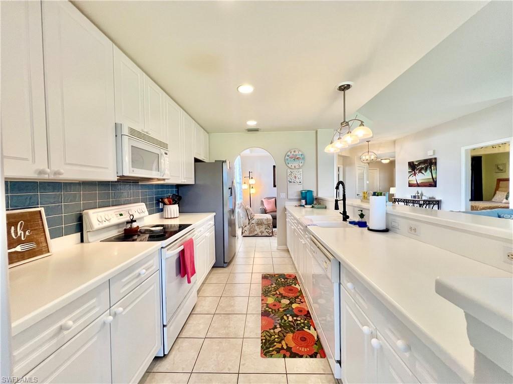 1945 Crestview Way, Unit 165 Naples, FL 34119 - Photo 13 of 45