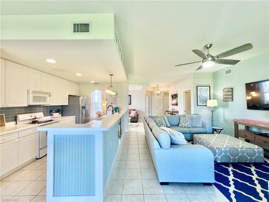 1945 Crestview Way, Unit 165 Naples, FL 34119 - Photo 9 of 45