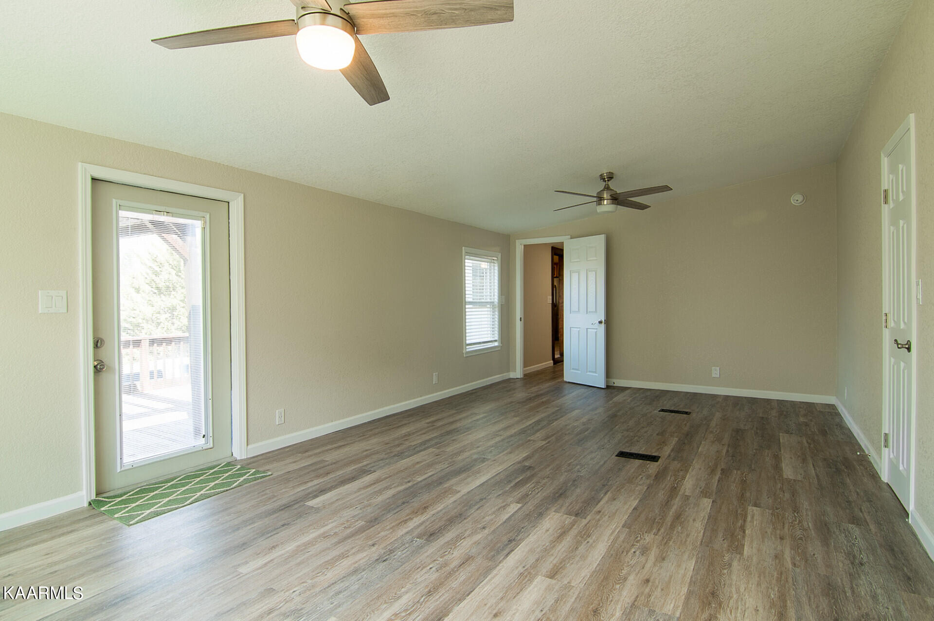 256 Turnpike Road Madisonville, TN 37354 - Photo 7 of 30 256TurnpikeRd_28763_7