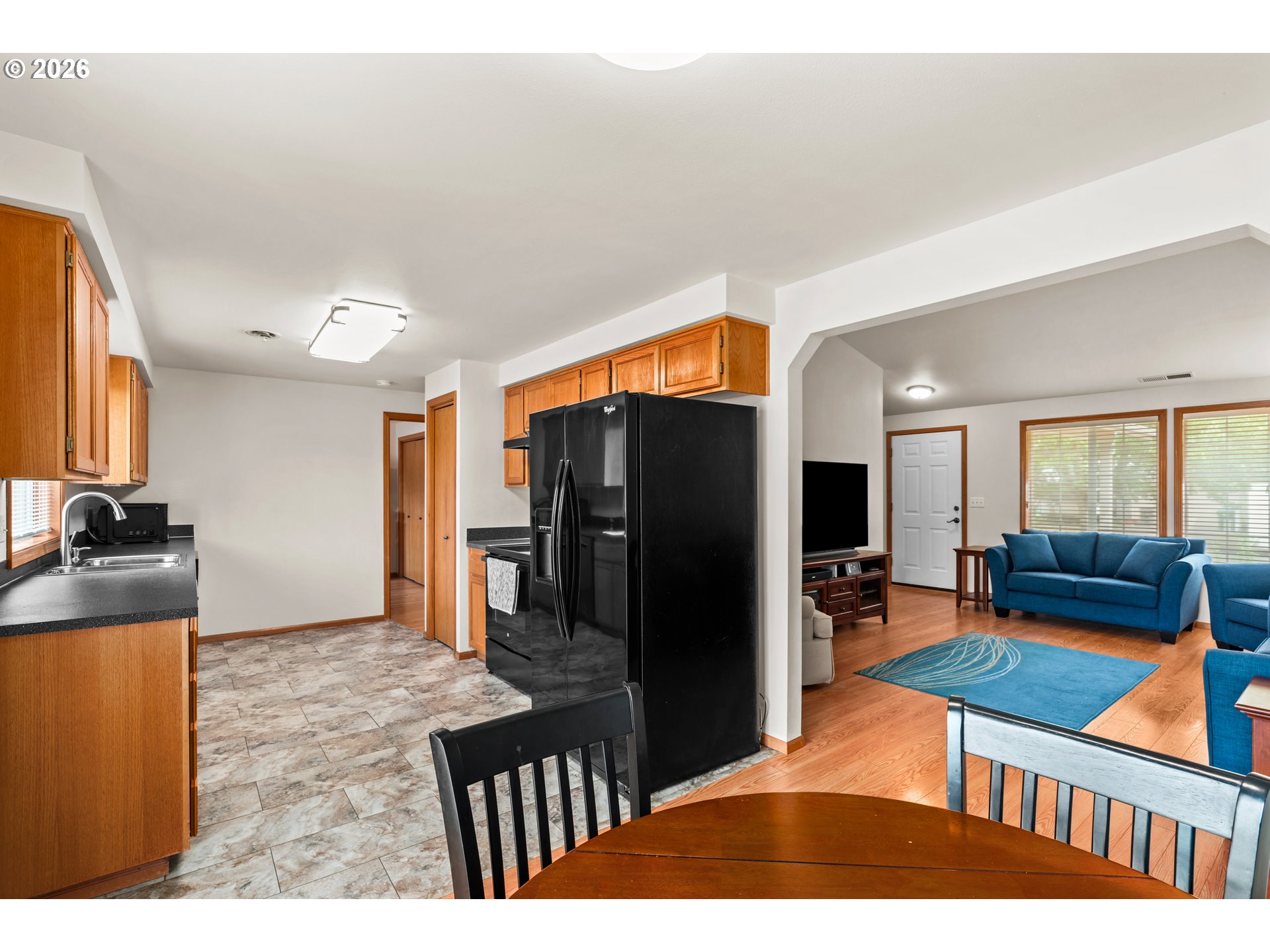 2484 Melrose Loop Eugene, OR 97402 - Photo 11 of 29
