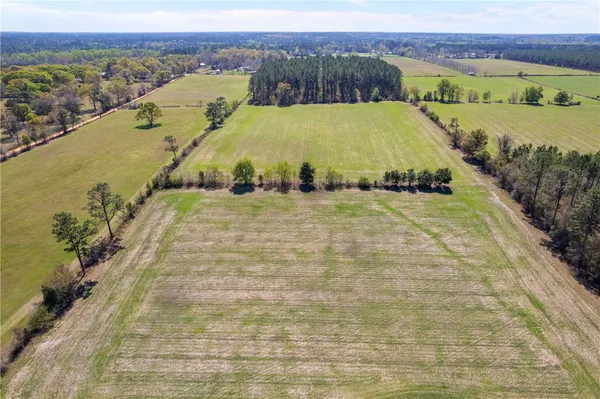 $404,610 | 1 Hubert Johns Road, Jesup, GA 31545