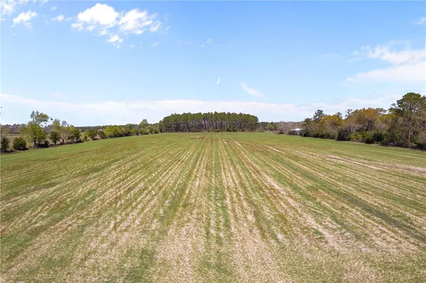 $404,610 | 1 Hubert Johns Road, Jesup, GA 31545