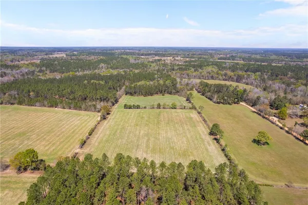 $404,610 | 1 Hubert Johns Road, Jesup, GA 31545