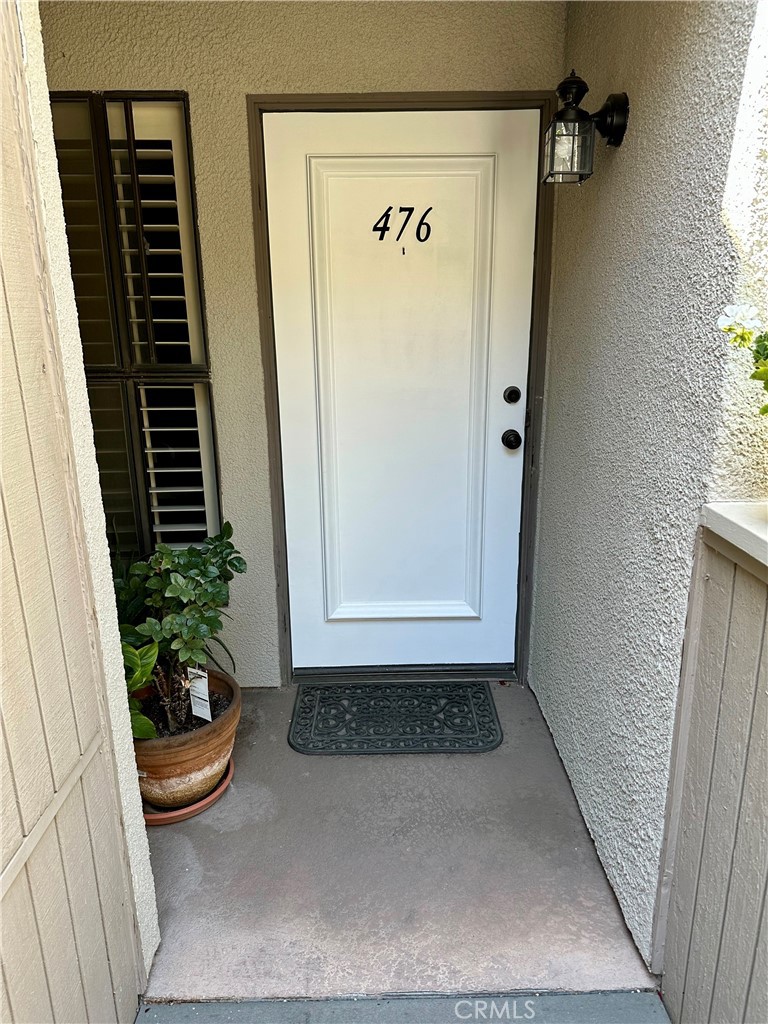 12476 Montecito Road, Unit 5 Seal Beach, CA 90740 - Photo 4 of 32