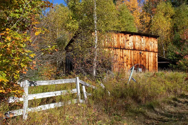$649,000 | 91 Venheim Road, Lunenburg, VT 05906
