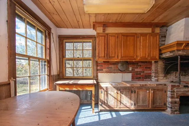 $649,000 | 91 Venheim Road, Lunenburg, VT 05906