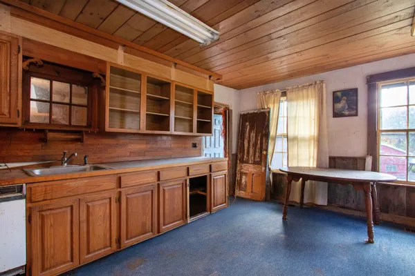 $649,000 | 91 Venheim Road, Unit 1, Lunenburg, VT 05906