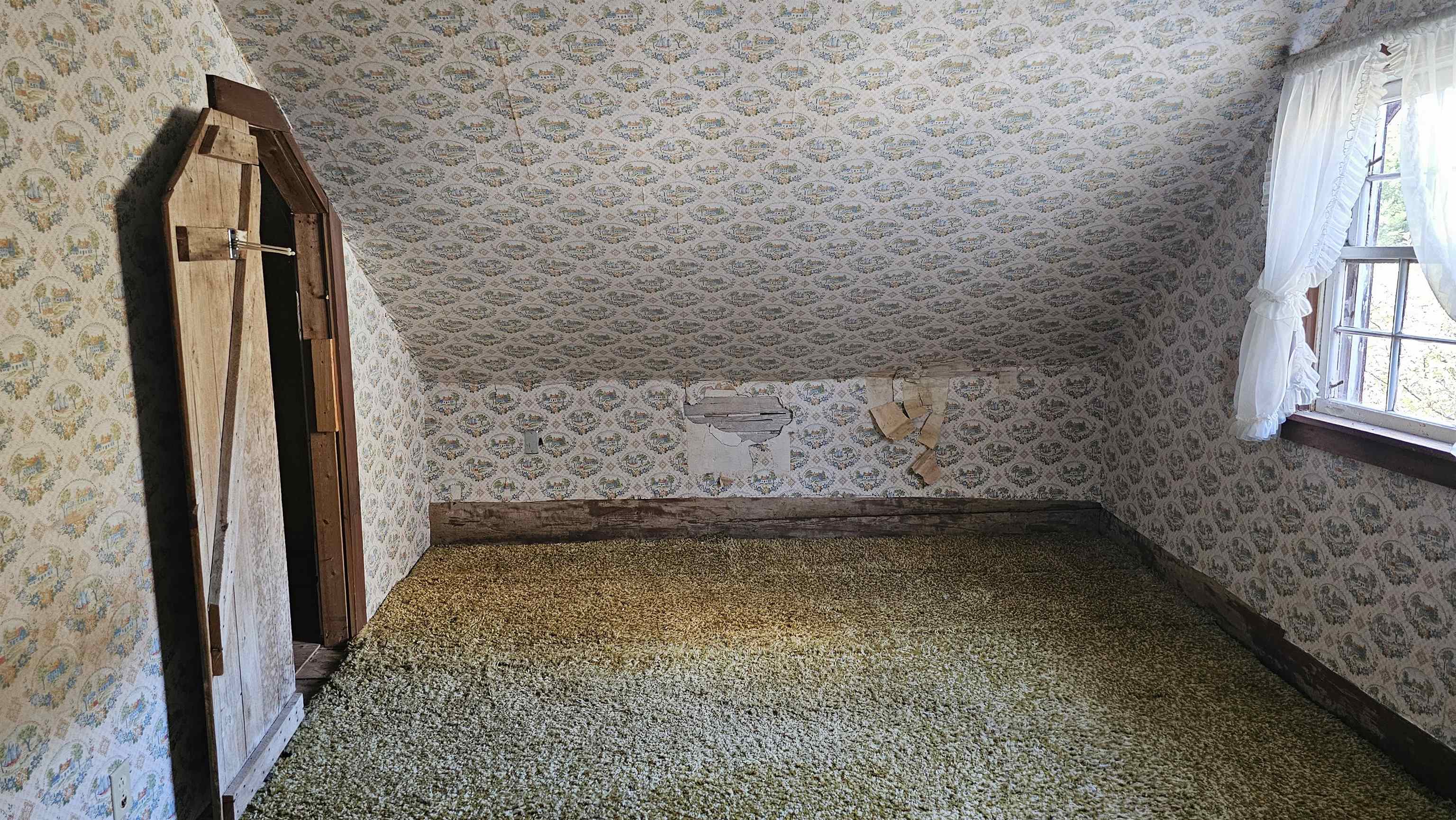 91 Venheim Road, Unit 1 Lunenburg, VT 05906 - Photo 39 of 60