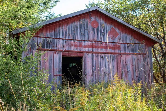 $649,000 | 91 Venheim Road, Lunenburg, VT 05906