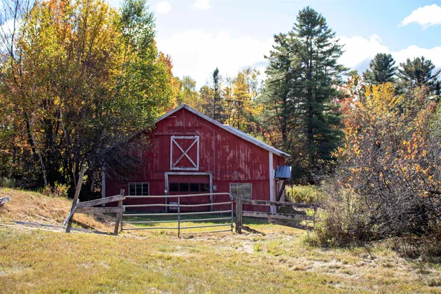 $649,000 | 91 Venheim Road, Lunenburg, VT 05906