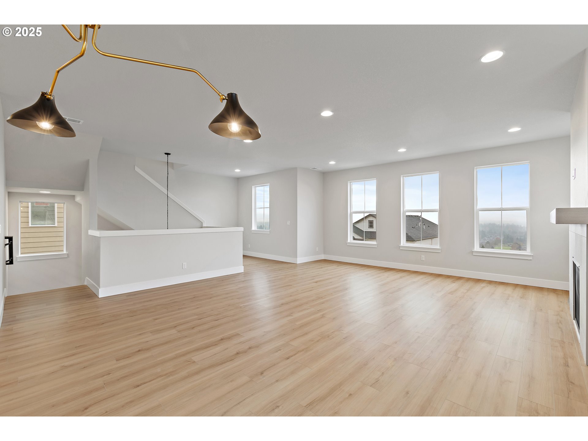 12171 Southwest Autumn View Street Tigard, OR 97224 - Photo 14 of 41