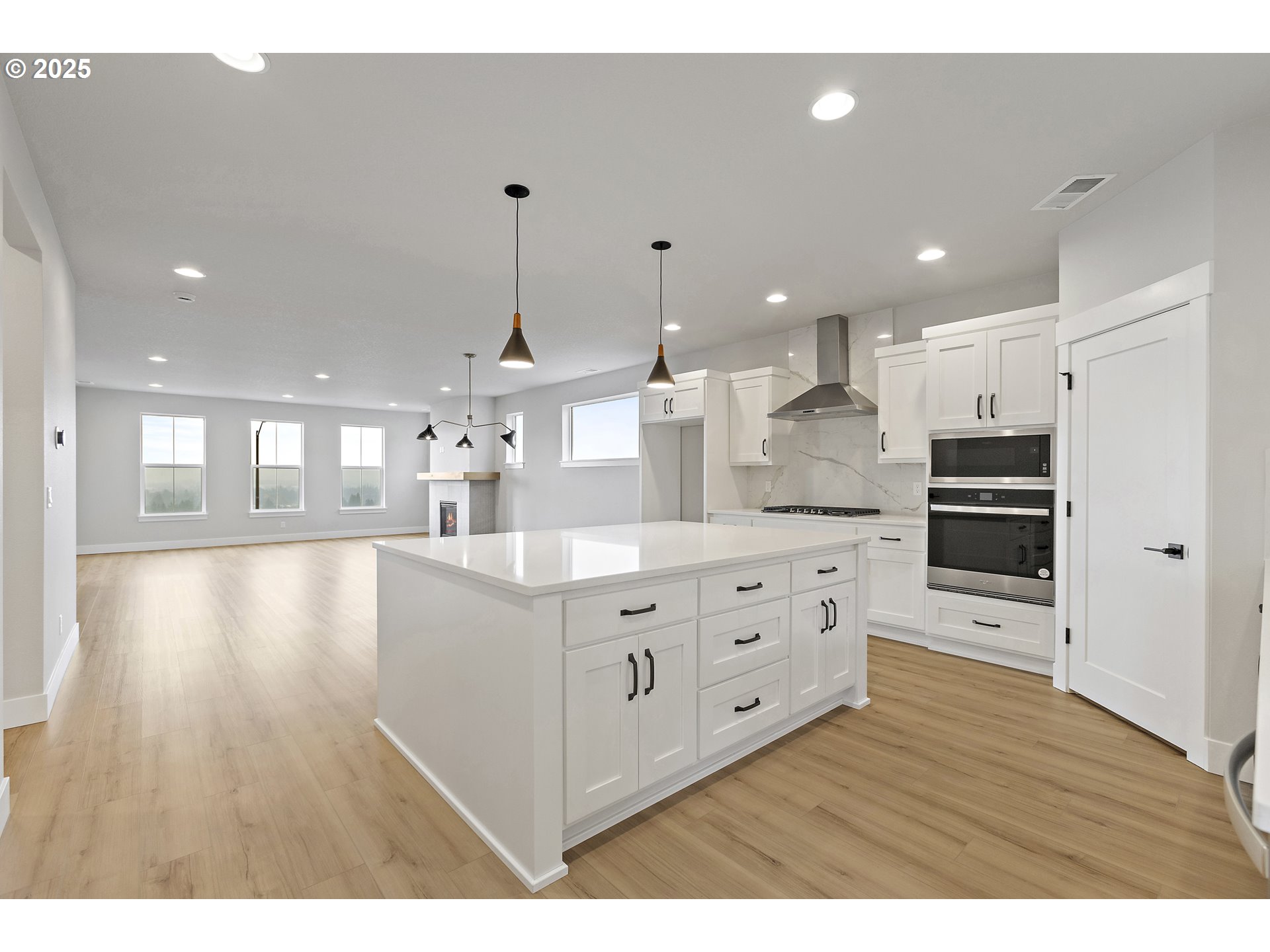 12171 Southwest Autumn View Street Tigard, OR 97224 - Photo 18 of 41