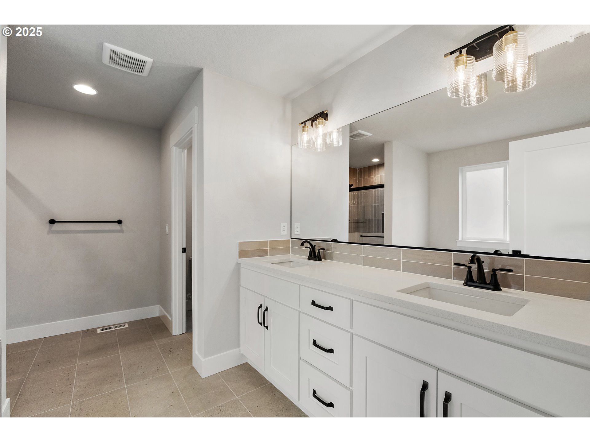 12171 Southwest Autumn View Street Tigard, OR 97224 - Photo 27 of 41