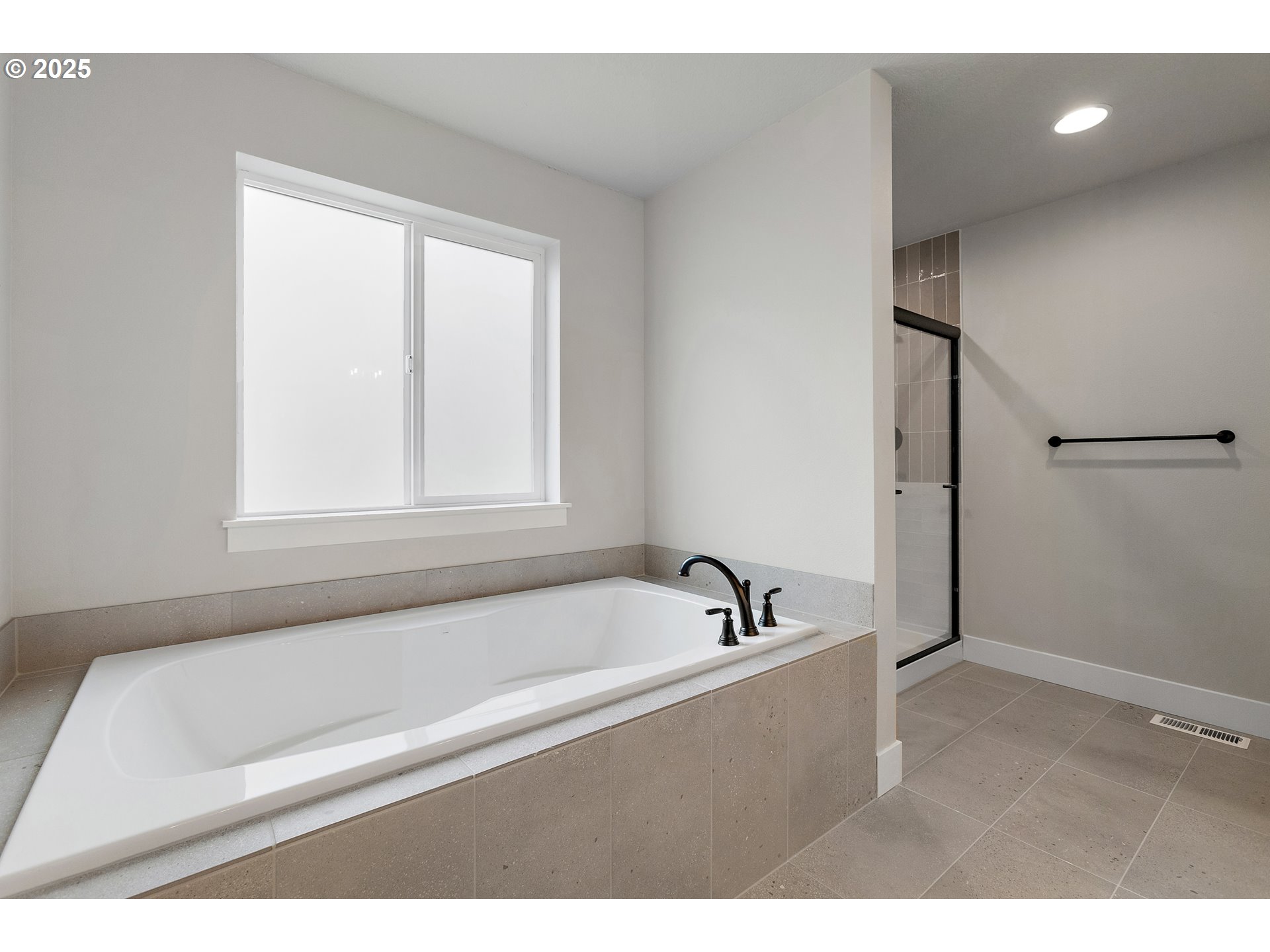 12171 Southwest Autumn View Street Tigard, OR 97224 - Photo 28 of 41