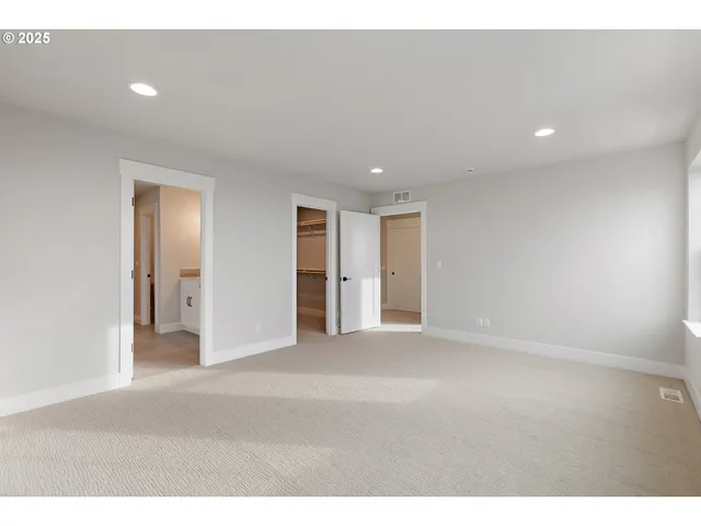 $799,900 | 12171 Southwest Autumn View Street, Tigard, OR 97224