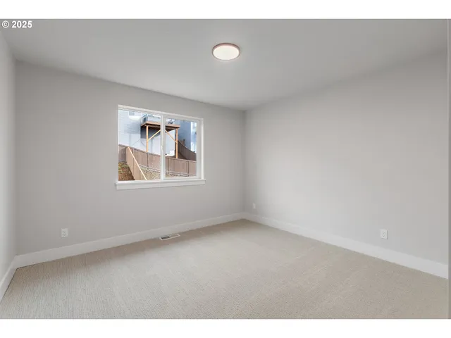 $799,900 | 12171 Southwest Autumn View Street, Tigard, OR 97224