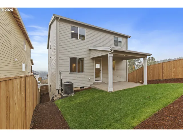 $799,900 | 12171 Southwest Autumn View Street, Tigard, OR 97224