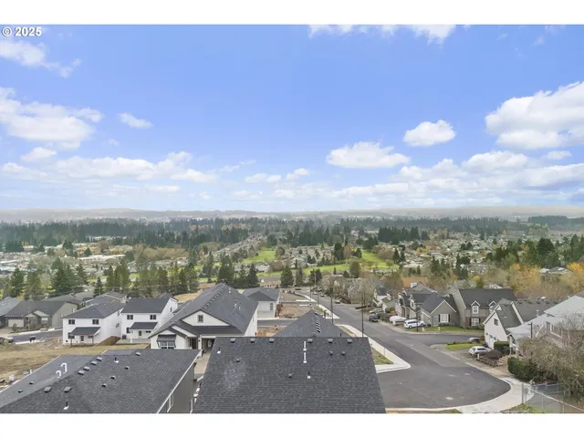 $799,900 | 12171 Southwest Autumn View Street, Tigard, OR 97224