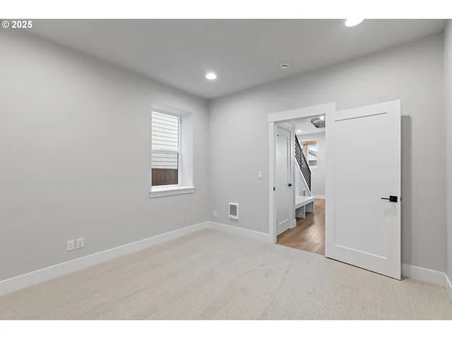 $799,900 | 12171 Southwest Autumn View Street, Tigard, OR 97224