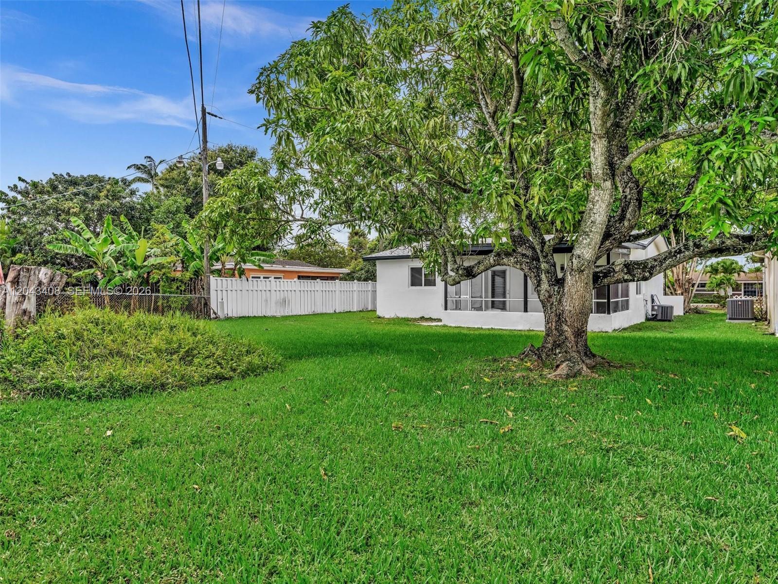 8145 Sunset Strip Sunrise, FL 33322 - Photo 15 of 16