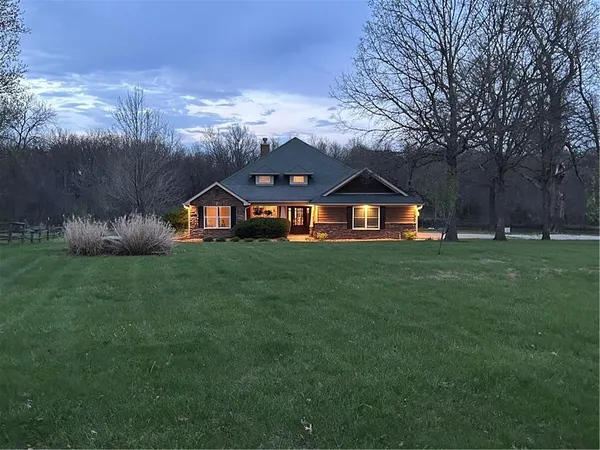 $775,000 | 34500 East 176th Terrace, Pleasant Hill, MO 64080