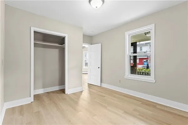 $1,400 | 715 Elm Street, Unit F, Woonsocket, RI 02895