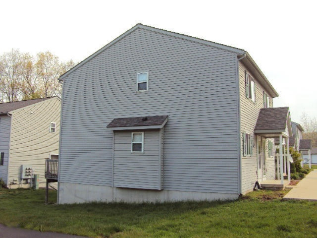 136 North Irving Road Middleville, MI 49333 - Photo 9 of 10 side of home