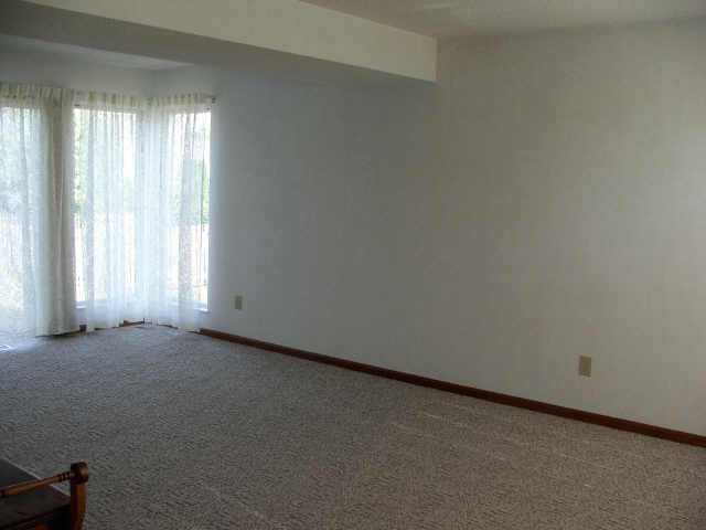 3296 Reed Point Drive Hilliard, OH 43026 - Photo 5 of 10 Gallery Image 5