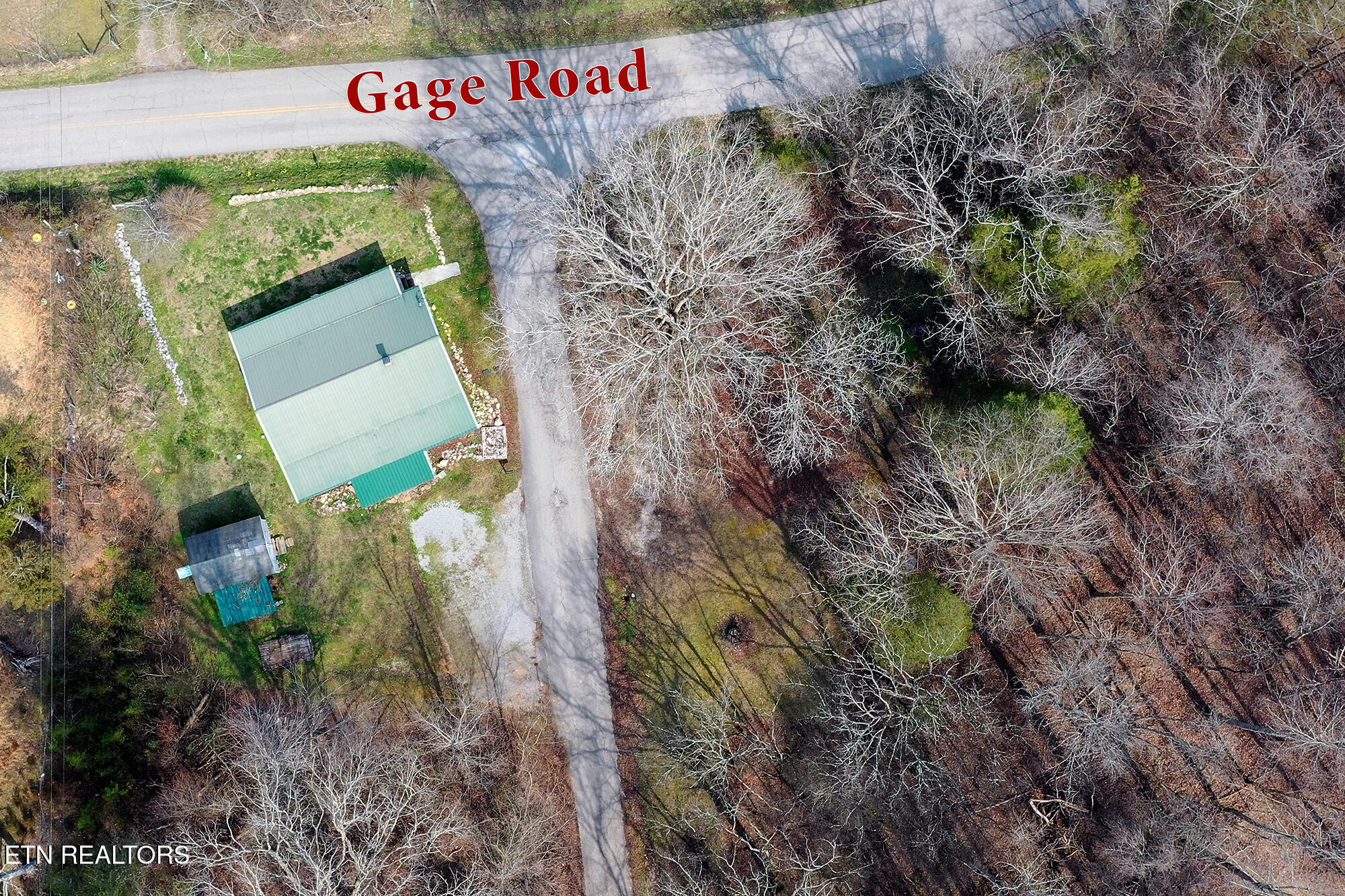 301 Gage Road Philadelphia, TN 37846 - Photo 31 of 33 301 Gage N26_001