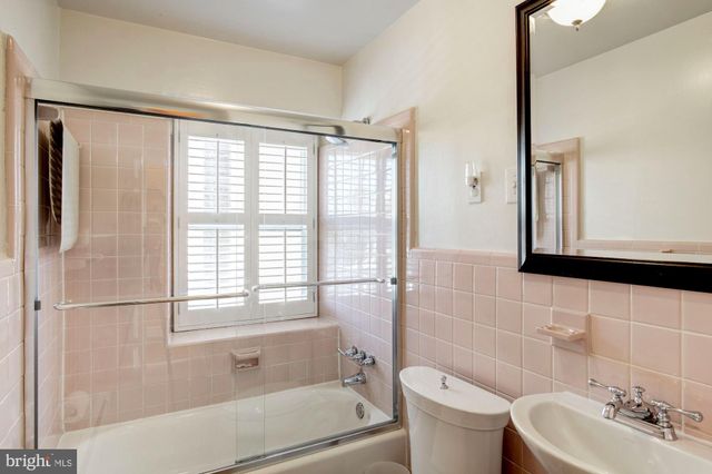 $1,100,000 | 1373 Locust Road Northwest, Washington, DC 20012