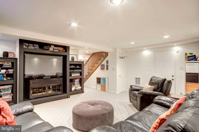 $1,100,000 | 1373 Locust Road Northwest, Washington, DC 20012