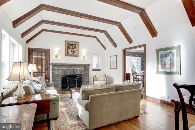 $1,100,000 | 1373 Locust Road Northwest, Washington, DC 20012