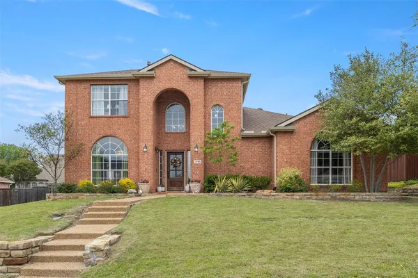 $525,000 | 1790 Lake Breeze Drive, Rockwall, TX 75087