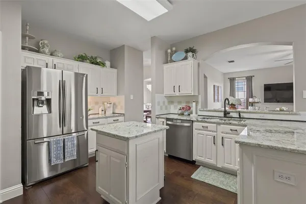 $525,000 | 1790 Lake Breeze Drive, Rockwall, TX 75087